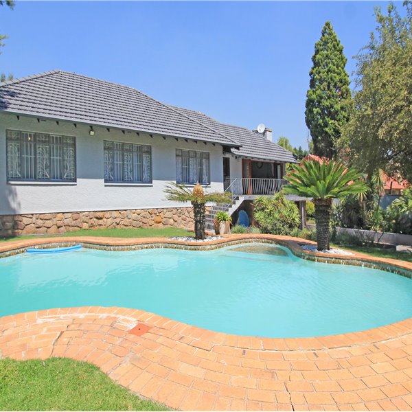 38 Grenville Avenue , Savoy Estate - Property Ref: F108140, Johannesburg , Gauteng