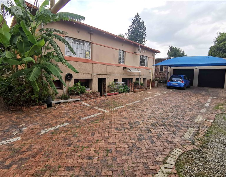 75 Pembroke Street , Sydenham Property Ref F107026, Johannesburg