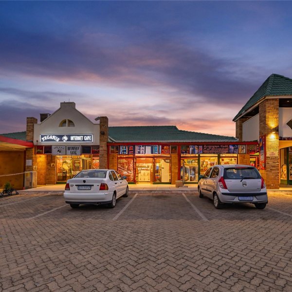 Article Image for Doornpoort Village Square Neighbourhood Centre Going On Auction – 21 May