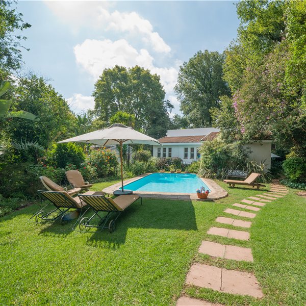 Article Image for Established Boutique Hospitality In Beautiful Orchards