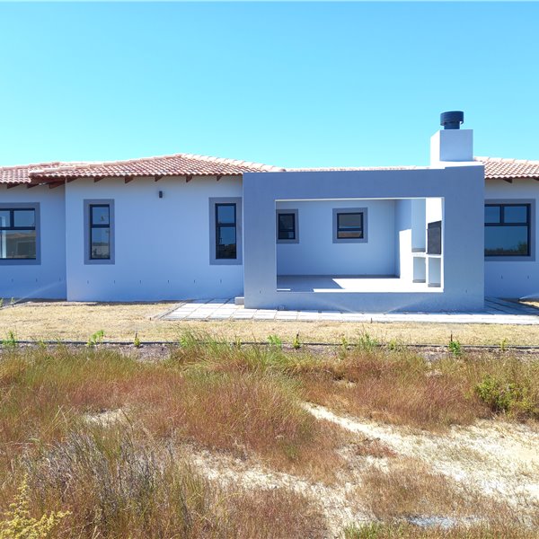 Langebaan Country Estate - Newly Built Modern 3 Bedroom Home In Prestigious Estate