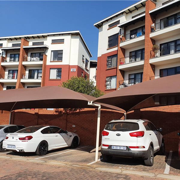 Strelitzia , 2 Stone Close , Greenstone Hill - Property Ref: F105827, Johannesburg , Gauteng