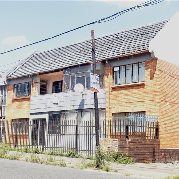 Turffontein - 6 Unit Block Of Flats 