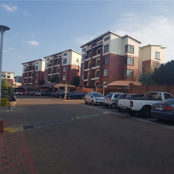 1st and 2nd floor, Stone Cl, Modderfontein, Lethabong, Greenstone Hill, Edevale, Gauteng