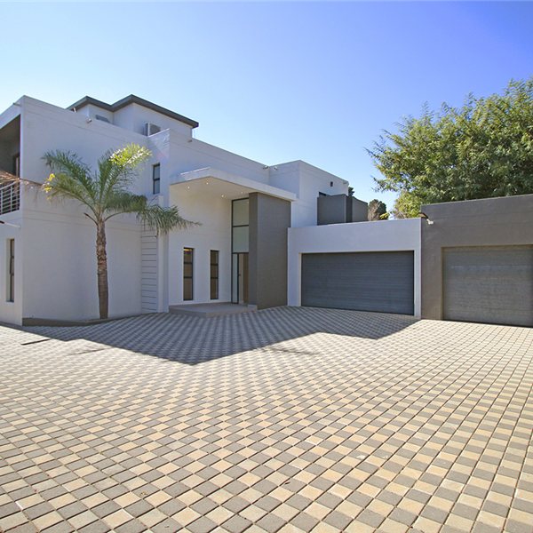 Property Auction Date: 2025-08-10